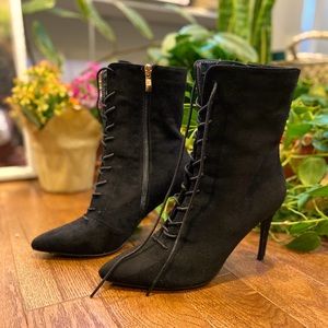 Lulus Pointed-Toe Boots